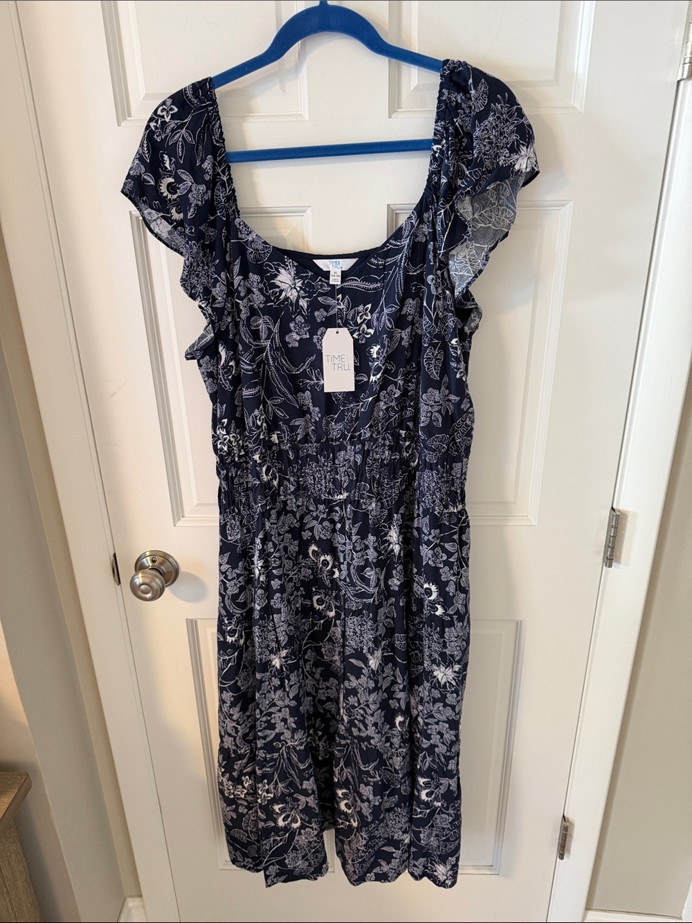 NWT Time and Tru Navy and White Floral Ruffle Sleeve Midi Dress Size XL 16-18